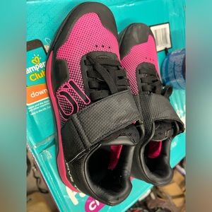 Five Ten Hellcat Pros